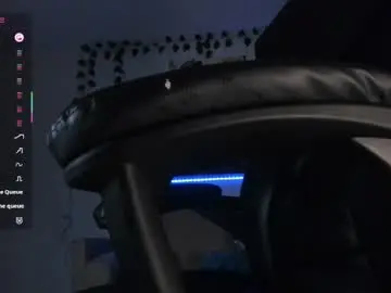 Chaturbate Live Porn of twinkpartyuncut