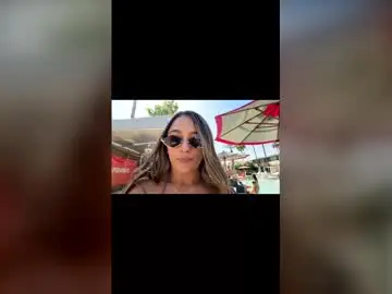 Chaturbate Live Porn of wandathompson_