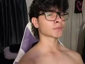 Chaturbate Live Sex of j_u_p_i_t_e_r