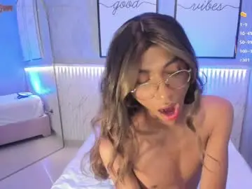 Chaturbate Live Sex of yess__daddy