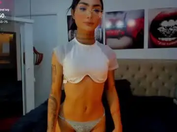 Chaturbate Nude Webcam of ariadna_05