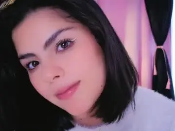 Chaturbate Live Sex Cam of butterflyx39
