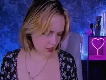 Chaturbate Adult Webcam of madeline_doll