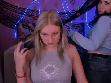 Chaturbate Sex Cam of mia_lay