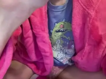 Chaturbate Free Porn Cam of sexyskylar2016
