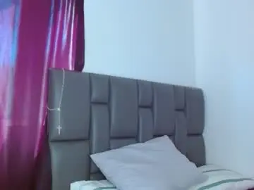 Chaturbate Free Porn Cam of johnlaytonn