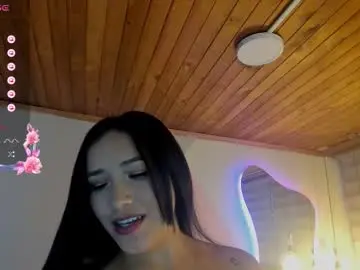 Chaturbate Adult Webcams of cristal__hot_1