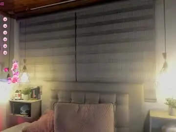 Chaturbate Private Sex Chat of cristal__hot_1