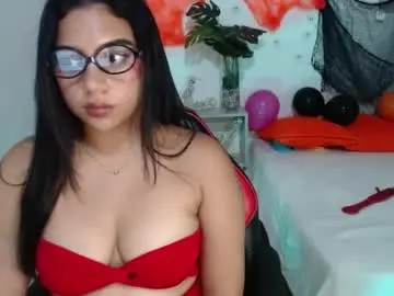 Chaturbate Free Porn Cam of hailey_bizzle_
