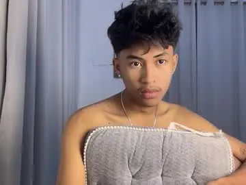 Chaturbate Adult Webcam of ur_fuckerbttm