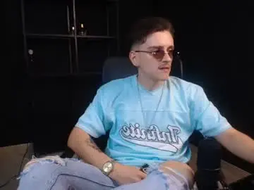Chaturbate Sex Cam of felixstark