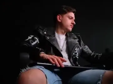 Chaturbate Live Sex Cam of felixstark