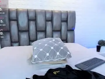 Chaturbate Live Sex Cam of saracorraless
