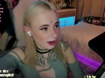 Chaturbate Best live sex cam show of snake_bites
