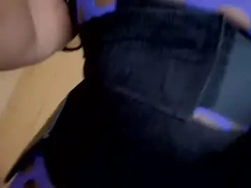 Chaturbate Private Sex Chat of verygoodbadgirl_ebony