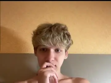 Chaturbate Watch Live Sex Cams of walterback