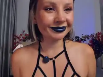 Chaturbate Sex Cam of medea_allure