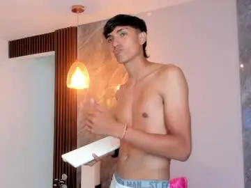Chaturbate Adult Video Chat of myke_tucker