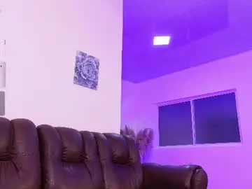 Chaturbate Sex Cam of lara_giraldo