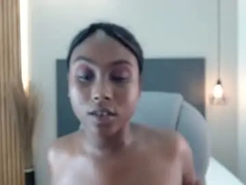 Chaturbate Live Sex Cam of lily_mendoza
