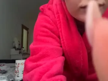 Chaturbate Live Porn of squirt_bunny77