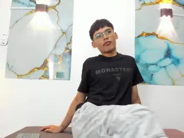 Chaturbate Watch Live Sex Cams of thomas_cooper1