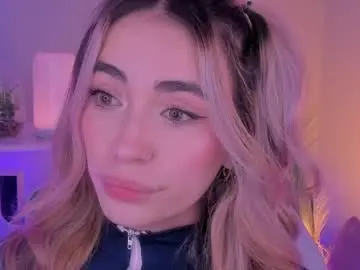 Chaturbate Live Sex Cam of alejamillan1