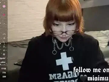 Chaturbate Watch Live Sex Cams of silly_soul