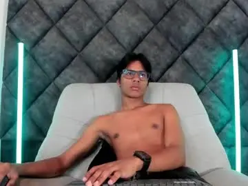Chaturbate Live Porn of liamkron