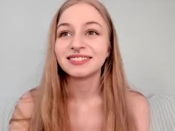 Chaturbate Live Sex Cam of mia_meows