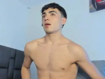 Chaturbate Live Sex Cam of allexserrano