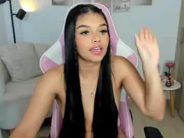 Chaturbate Live Sex Cam of hailey_florez
