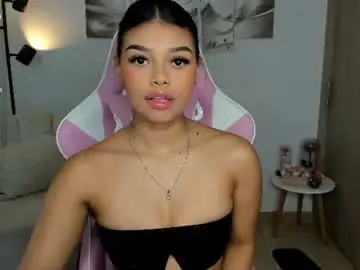 Chaturbate Nude Webcam of hailey_florez