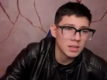 Chaturbate Best live sex cam show of james_cr