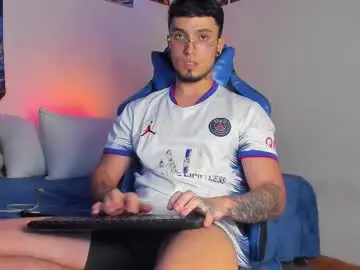 Chaturbate Live Sex of salvatore_dereck