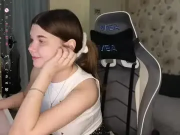 Chaturbate Live Sex Cam of _cute_ice