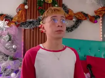 Chaturbate Free Live Porn of naughty__chris