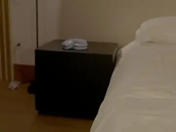 Chaturbate Live Porn of nicolle_mitchelle