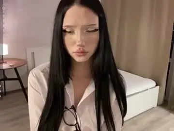 Chaturbate Best live sex cam show of yuettelanpher