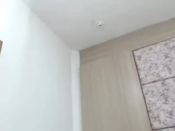 Chaturbate Live Sex Cam of adam_piarse