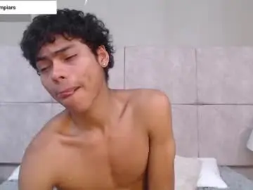 Chaturbate Live Porn of adam_piarse