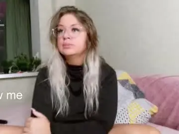 Chaturbate Live Sex Cam of sunny_mood