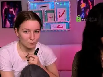 Chaturbate Live Sex of ariana_ross7