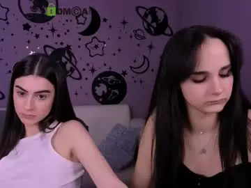 Chaturbate Nude Webcam of ariana_ross7