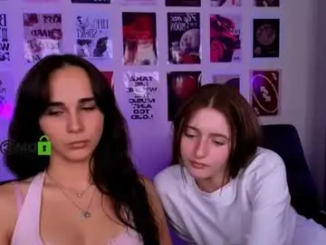 Chaturbate Watch Live Sex Cams of ariana_ross7