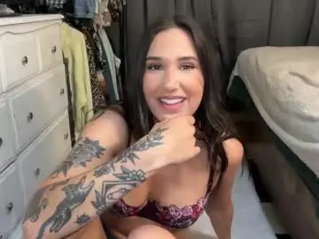 Chaturbate Live Sex Cam of ella2sweet