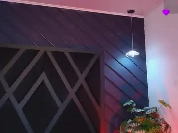 Chaturbate Live Sex Cam of zoee_martins_