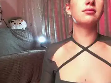 Chaturbate Adult Video Chat of earn_my_lilly