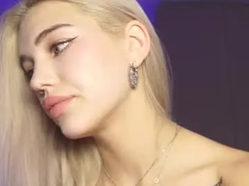 Chaturbate Live Porn of milabunny_