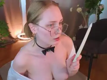 Chaturbate Free Live Porn of quennacindy